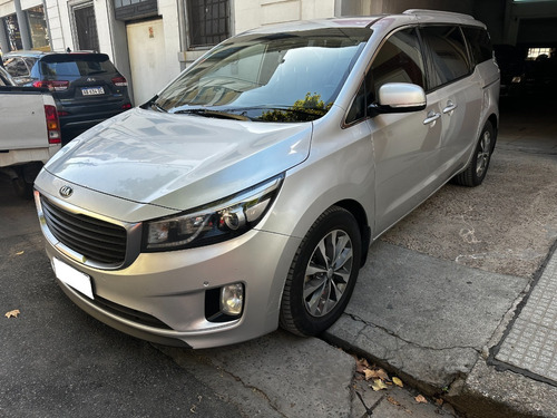 Kia Carnival 2.2 Crdi